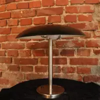 Kaiser Idell 6604 Tischleuchte in Schwarz und Chrom von Christian Dell. Restaurierter Bauhaus-Klassiker der 1930er mit authentischem Vintage-Charakter.