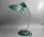 Kaiser Idell 6786 Hexenhut Tischlampe in Grün von Christian Dell. Restauriertes Vintage-Original der 1950er mit markanter Mid-Century-Form und Patina.