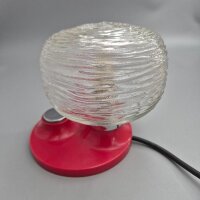 Hillebrand Tischlampe mit Pressglas – Rot & Chrom – 1970er Space Age Vintage