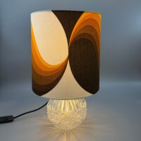 Tischlampe 1970er mit beleuchtetem Pressglasfuß & Retro-Stoffschirm – E14/E27 – Mid-Century Vintage